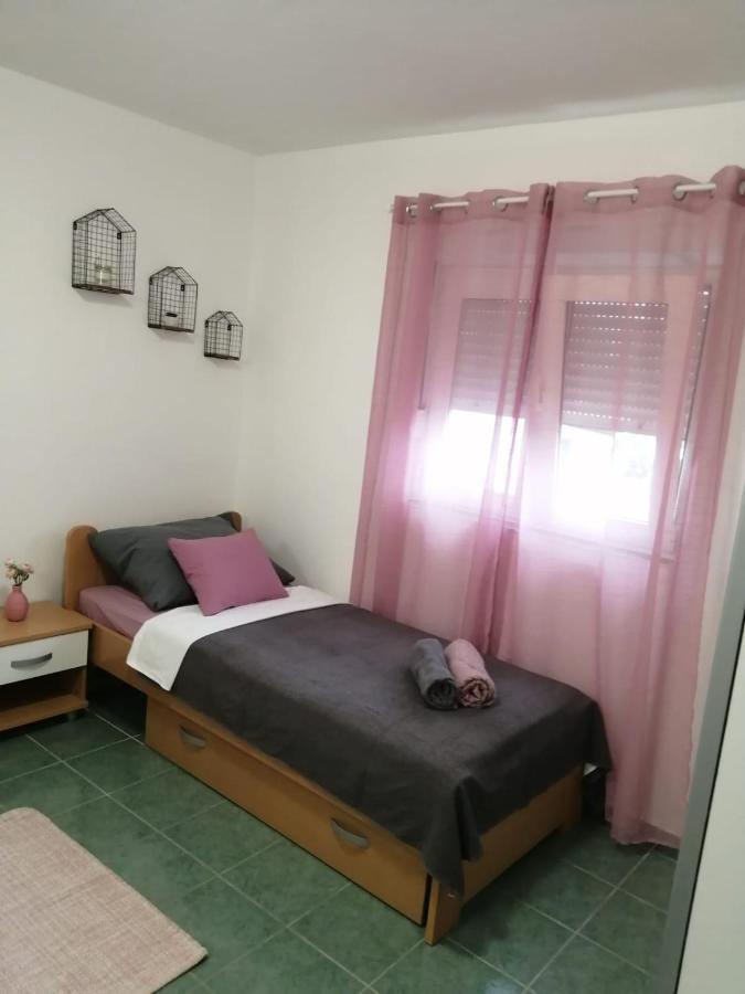 Holiday House Lara Starigrad Paklenica Ngoại thất bức ảnh