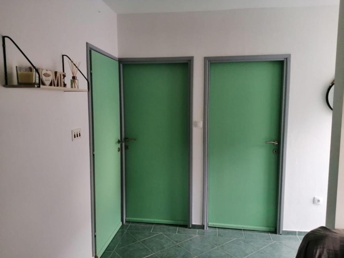 Holiday House Lara Starigrad Paklenica Ngoại thất bức ảnh