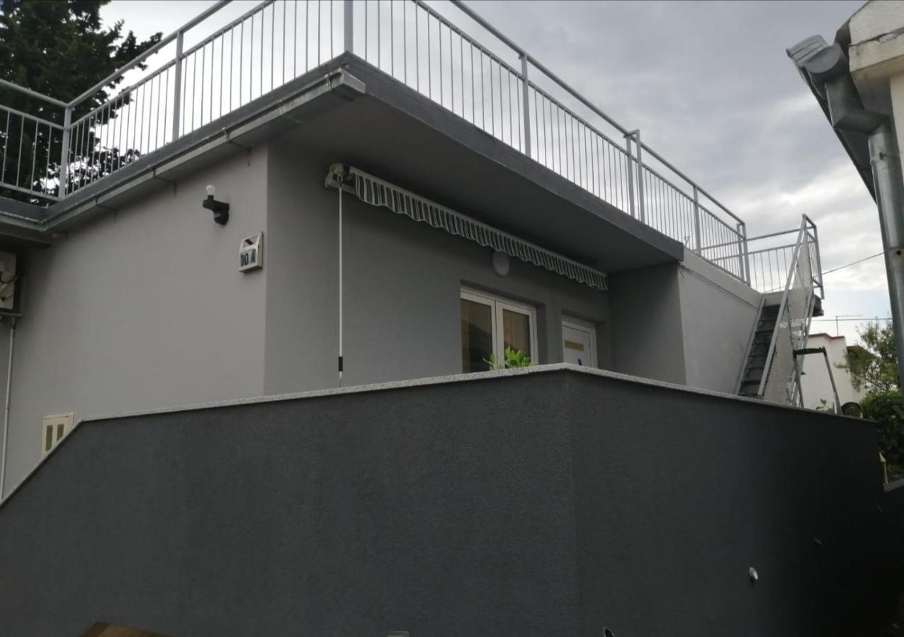 Holiday House Lara Starigrad Paklenica Ngoại thất bức ảnh