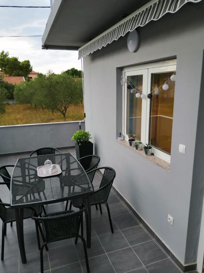 Holiday House Lara Starigrad Paklenica Ngoại thất bức ảnh