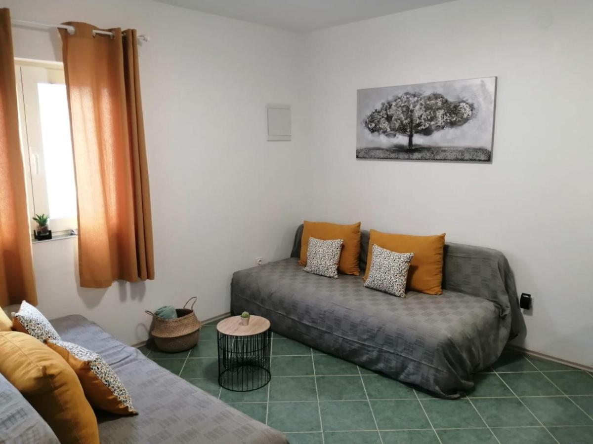 Holiday House Lara Starigrad Paklenica Ngoại thất bức ảnh