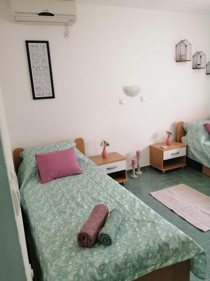 Holiday House Lara Starigrad Paklenica Ngoại thất bức ảnh